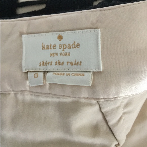 Kate Spade scallop lace pencil skirt - Picture 3 of 5